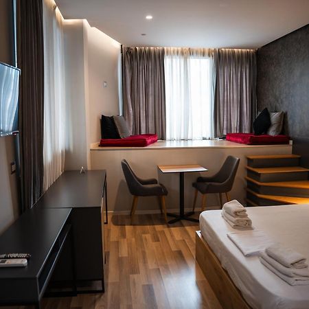 Center Boutique Hotel Tirana Kültér fotó