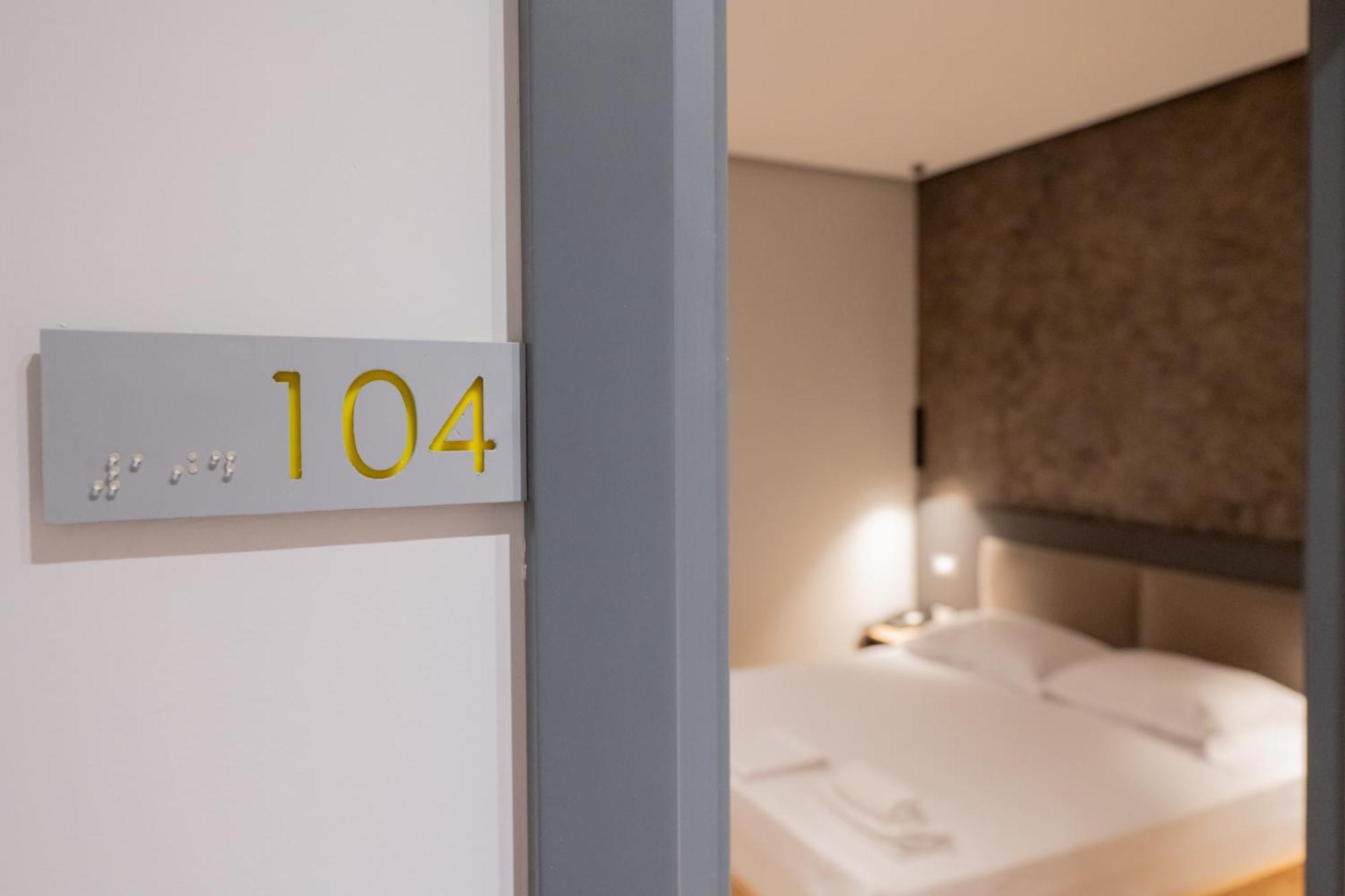 Center Boutique Hotel Tirana Kültér fotó