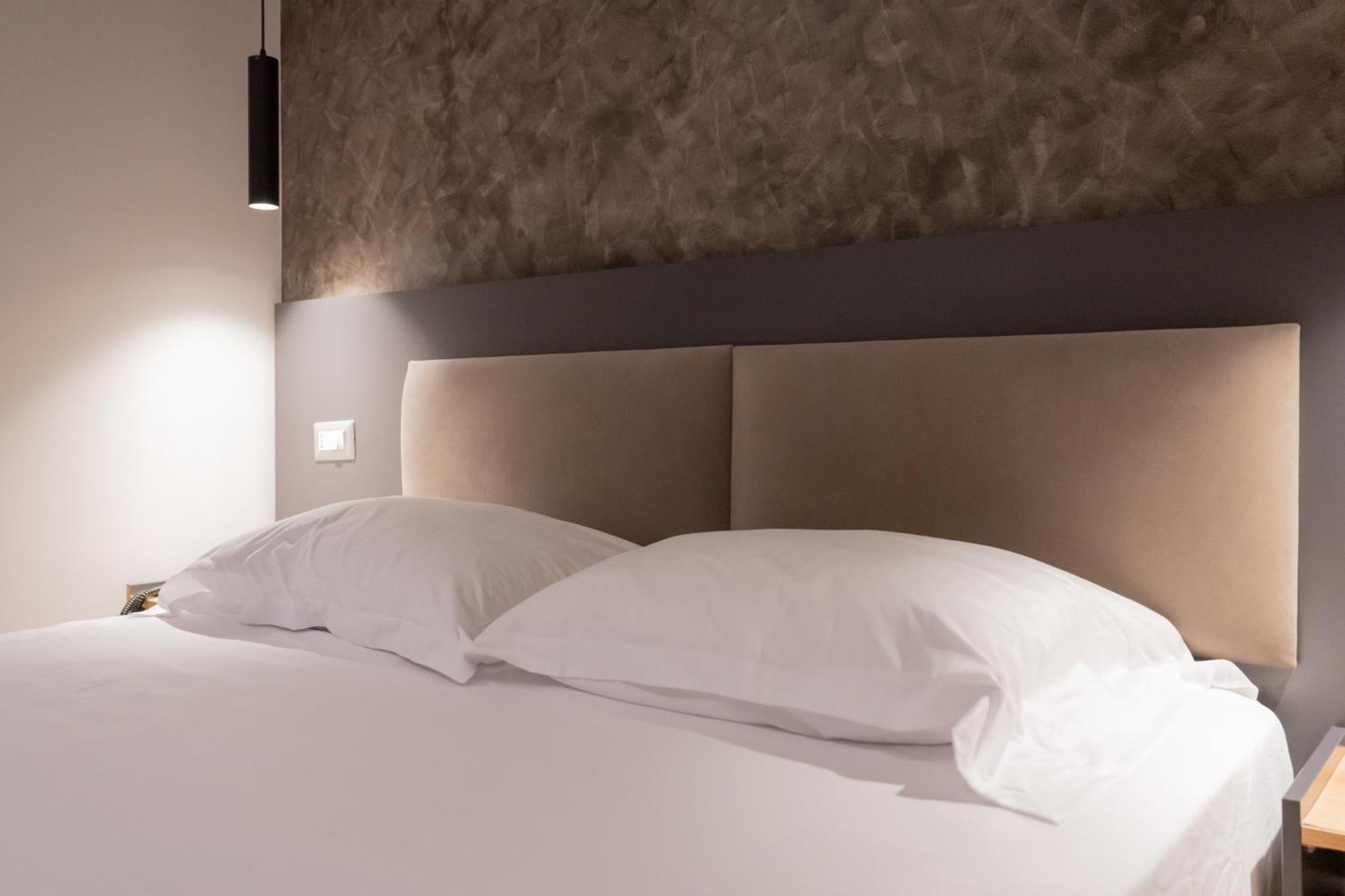 Center Boutique Hotel Tirana Kültér fotó