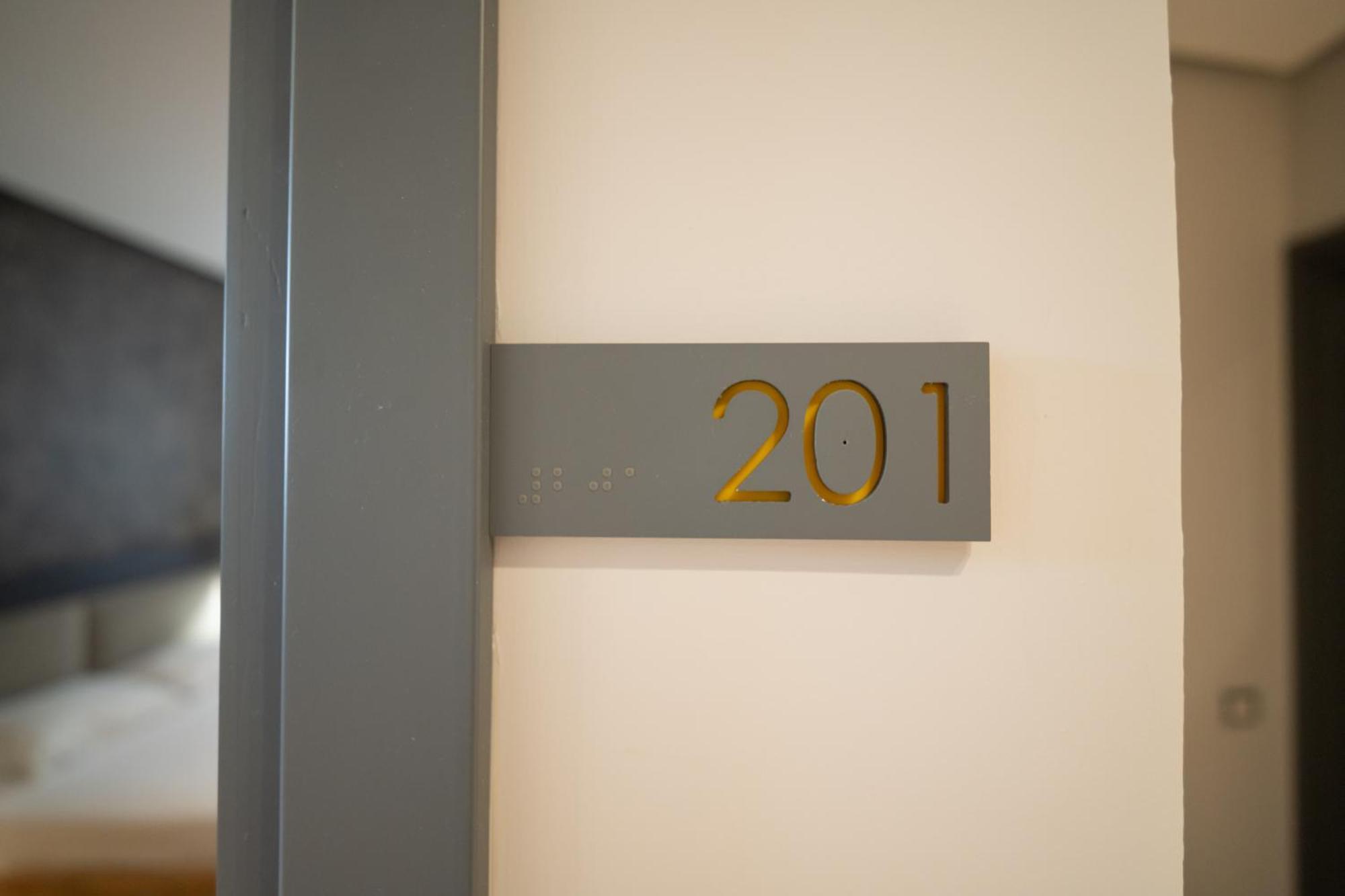 Center Boutique Hotel Tirana Kültér fotó