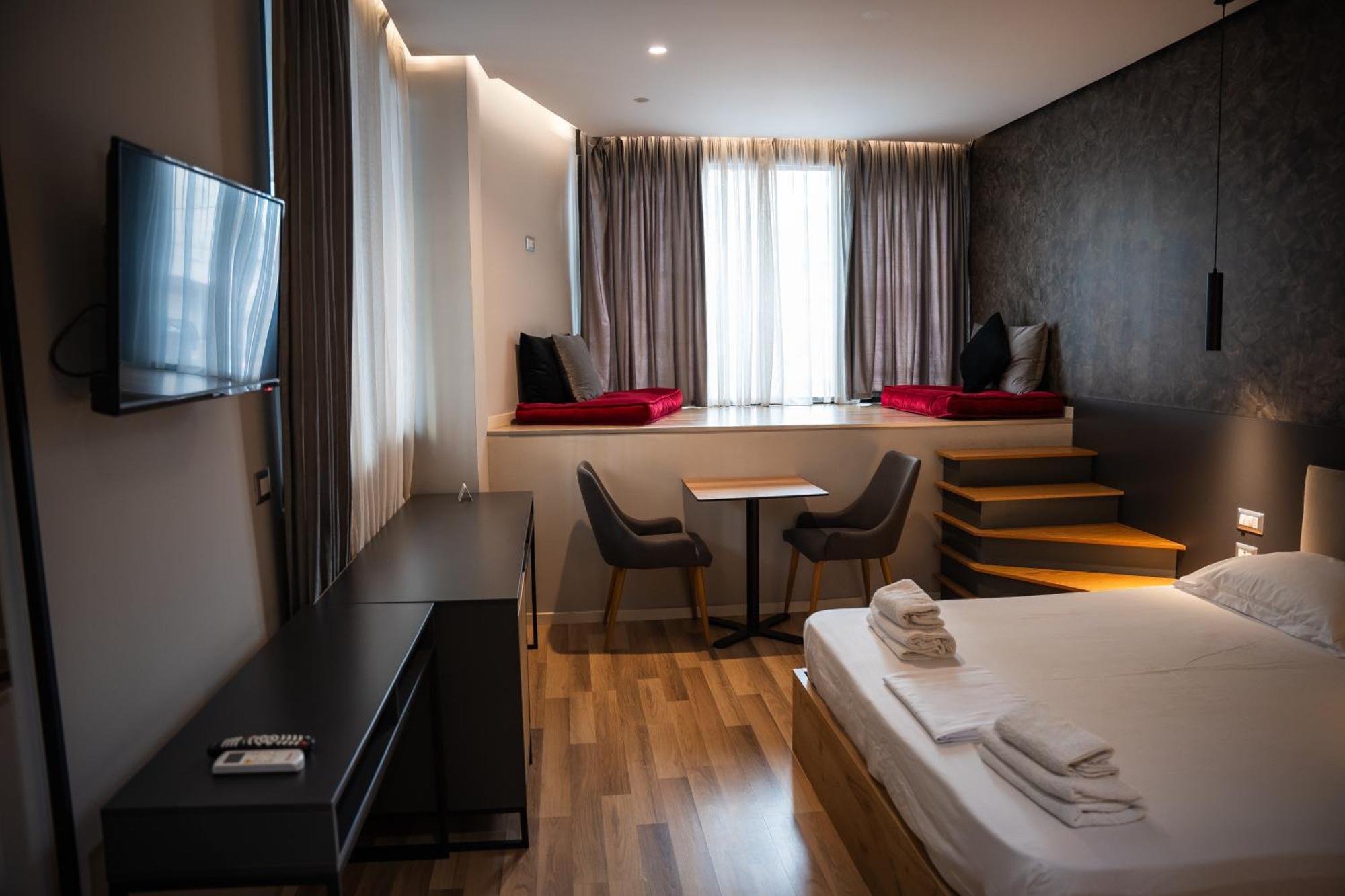 Center Boutique Hotel Tirana Kültér fotó