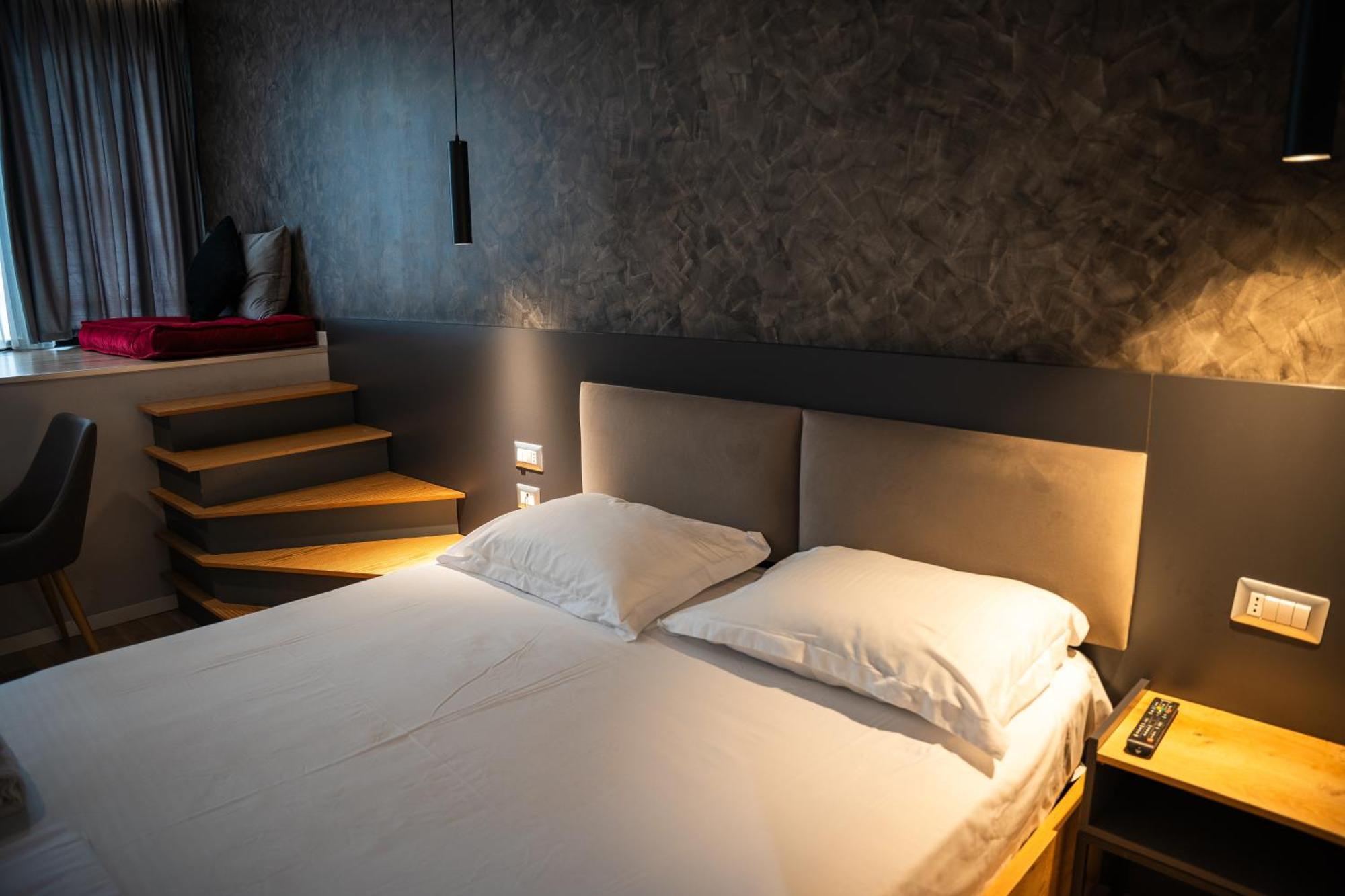 Center Boutique Hotel Tirana Kültér fotó