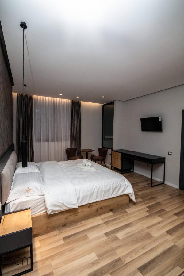 Center Boutique Hotel Tirana Kültér fotó