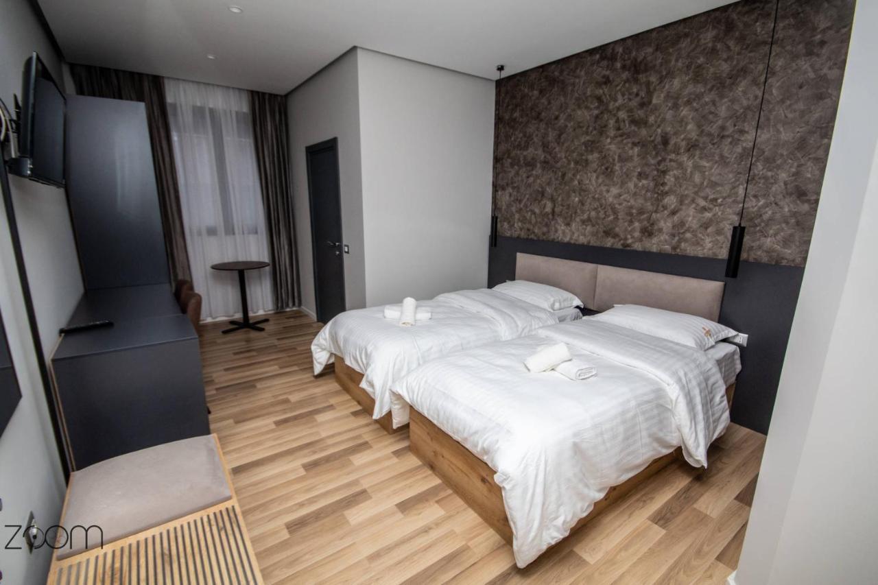 Center Boutique Hotel Tirana Kültér fotó