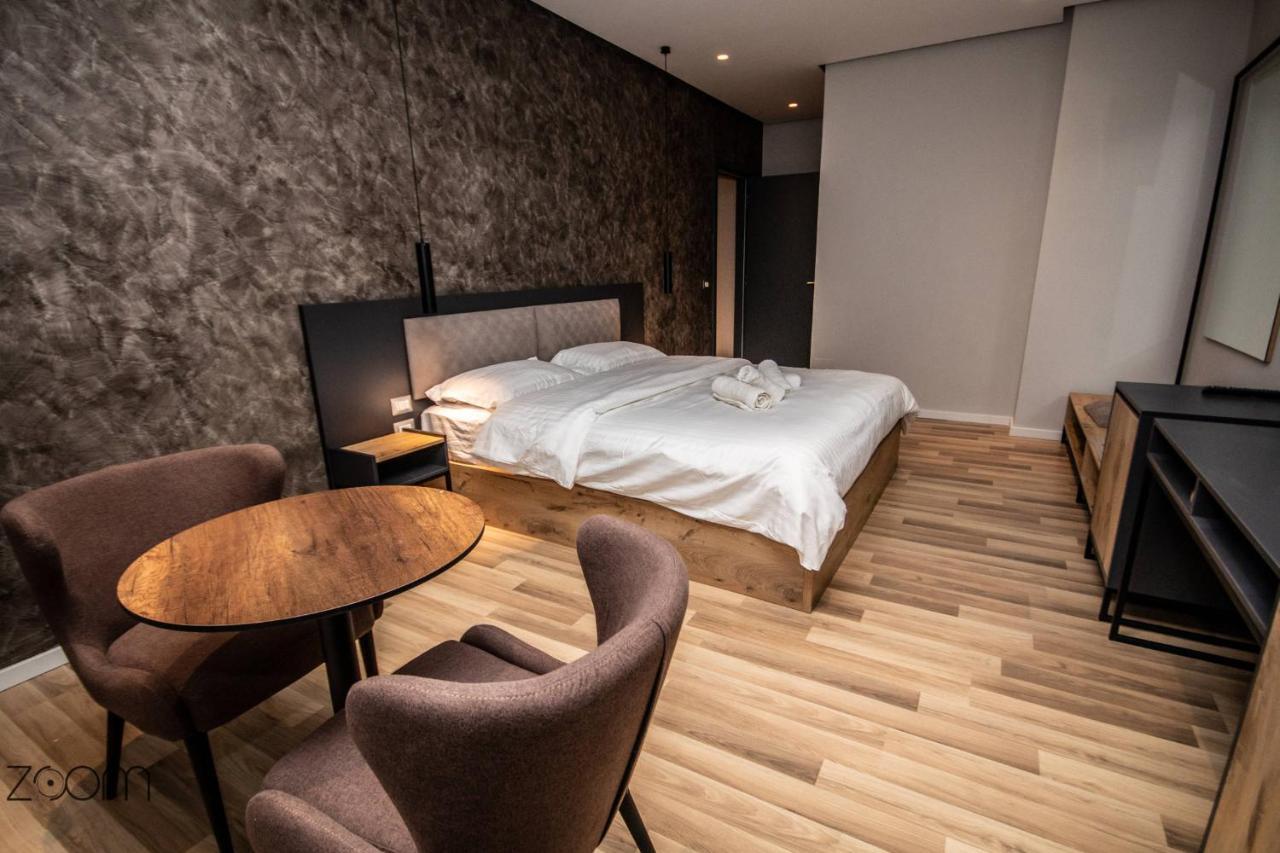 Center Boutique Hotel Tirana Kültér fotó