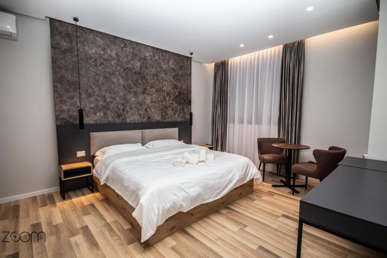 Center Boutique Hotel Tirana Kültér fotó