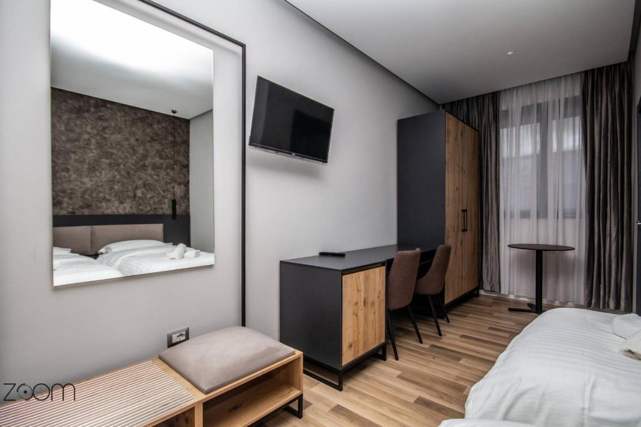 Center Boutique Hotel Tirana Kültér fotó