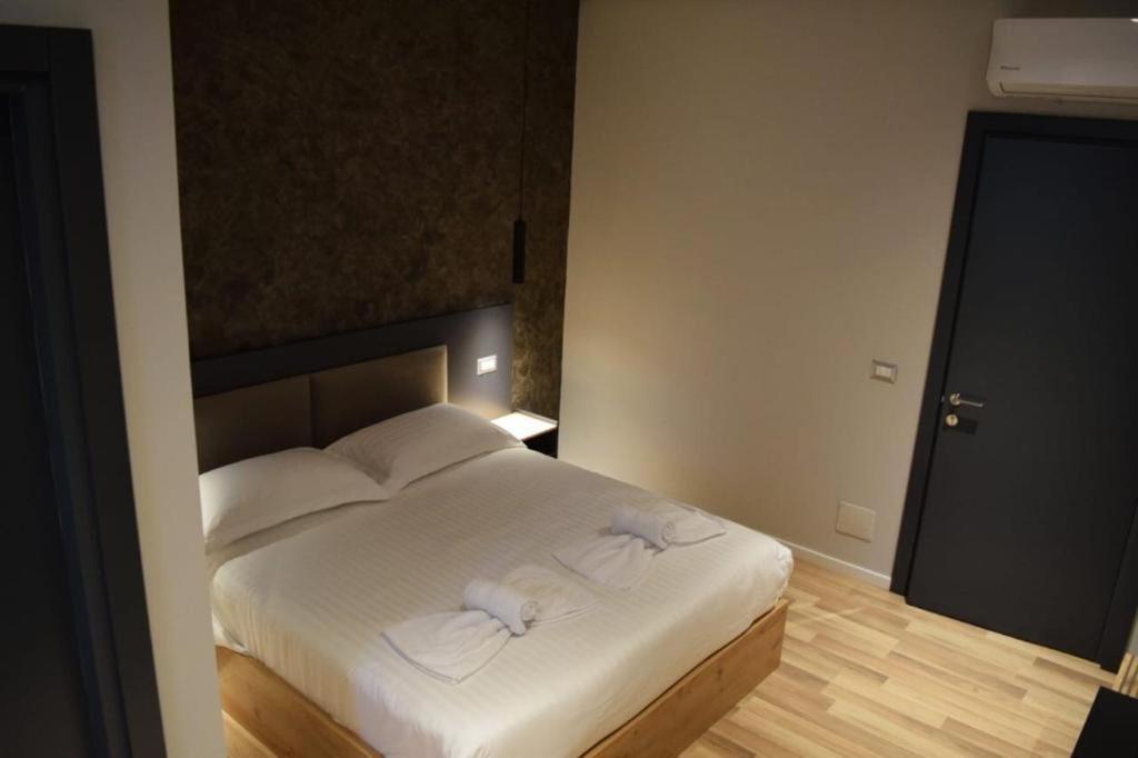 Center Boutique Hotel Tirana Kültér fotó