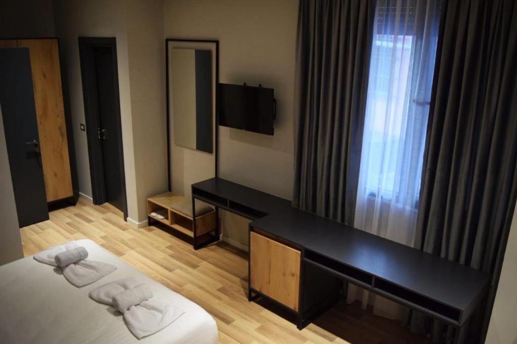 Center Boutique Hotel Tirana Kültér fotó